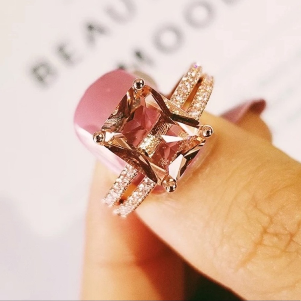 *NEW 18K ROSE GOLD MORGANITE HALO RING - Picture 1 of 7